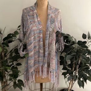 Pretty cardigan tassel hem